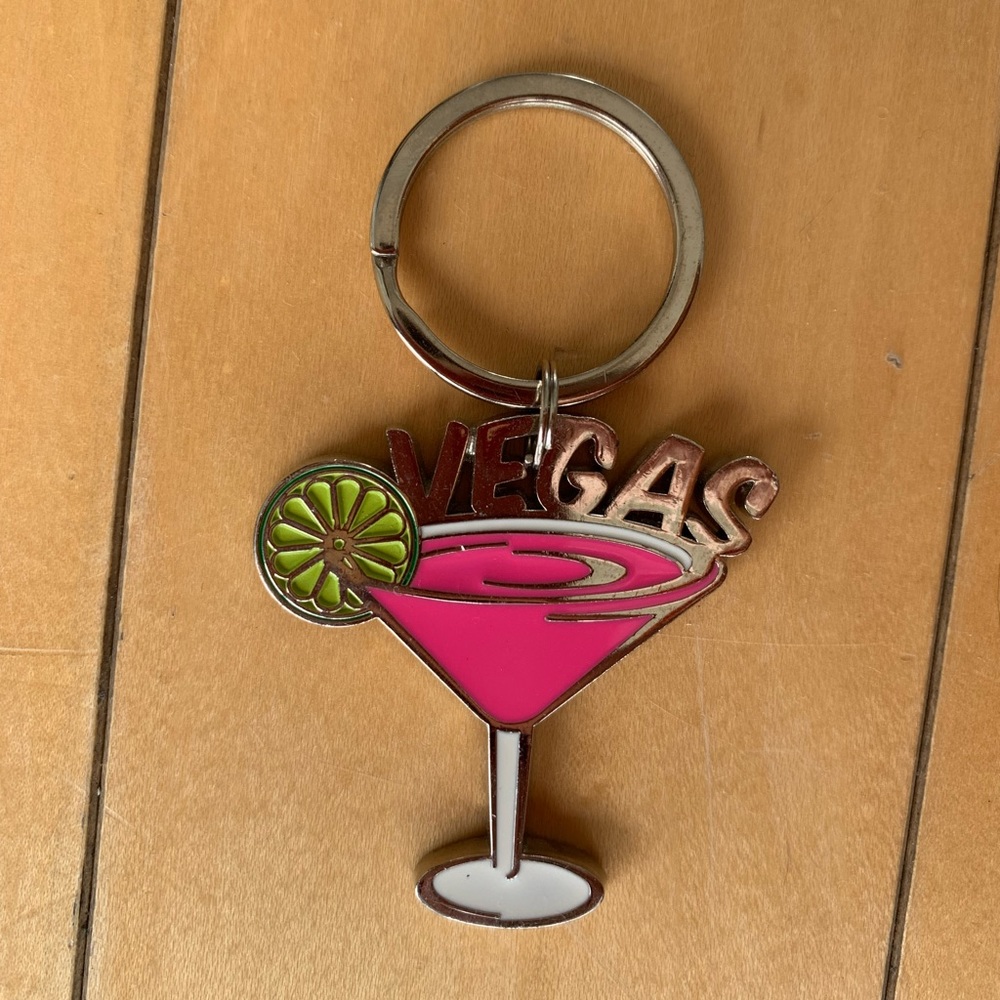 Vegas keychain NWOT